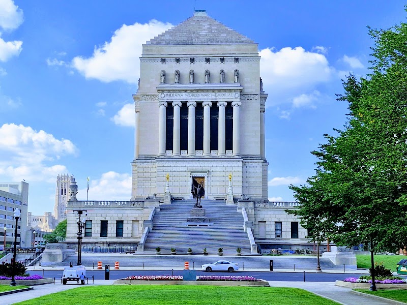 Indiana War Memorial Plaza
