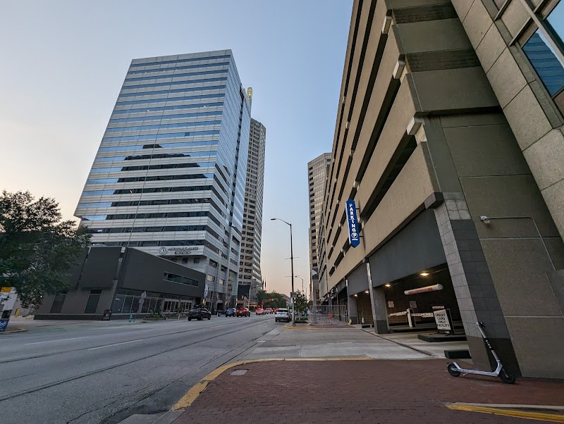 Market Tower Garage